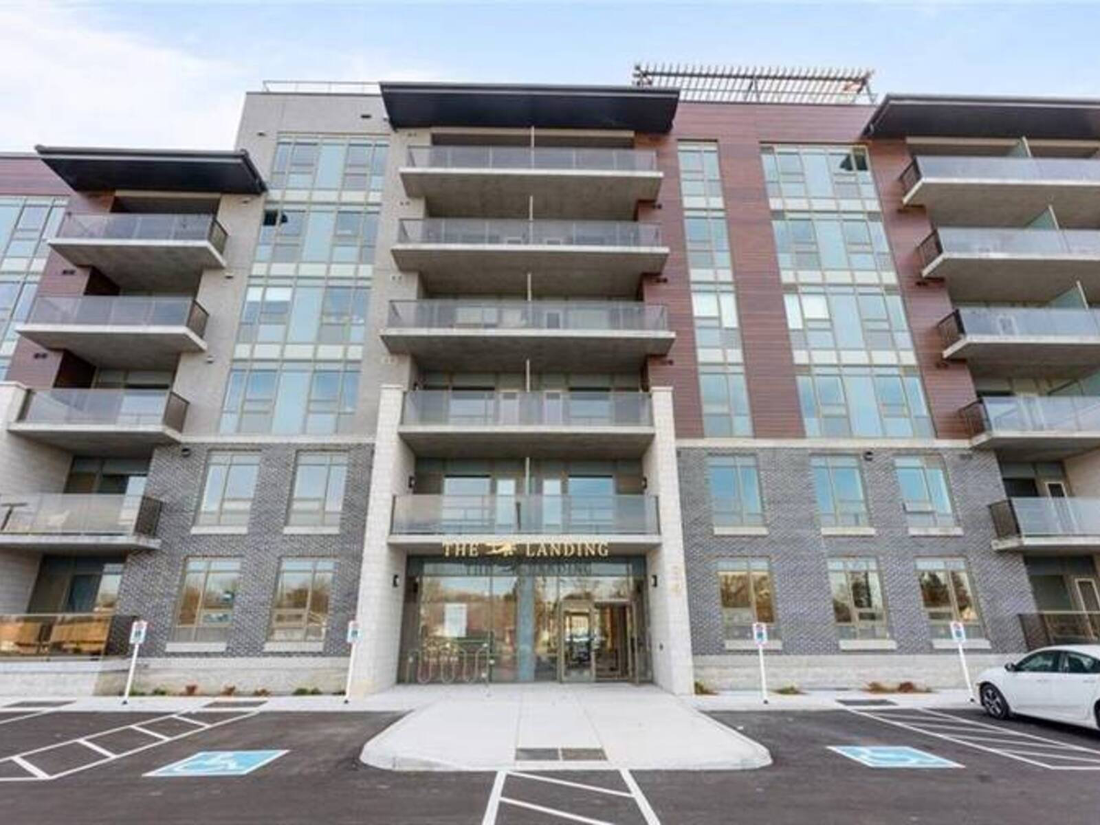 34 NORMAN Street Unit# 307, Brantford, Ontario N3R 2Y1