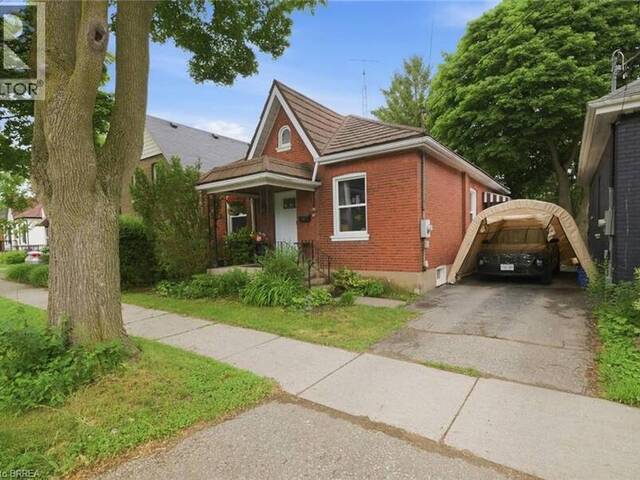 12 BRUNSWICK Street Brantford Ontario, N3T 1E7 - 3 Bedrooms Home For Sale