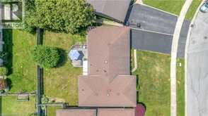 19 PIPPIN Drive | Brantford Ontario | Slide Image Thirty-four