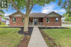 5 WALPOLE Drive | Jarvis Ontario | Slide Image One