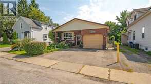 6442 TAYLOR Street | Niagara Falls Ontario | Slide Image Two