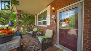 6442 TAYLOR Street | Niagara Falls Ontario | Slide Image Three