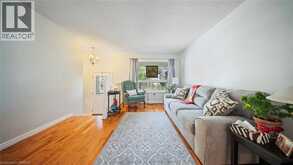 6442 TAYLOR Street | Niagara Falls Ontario | Slide Image Six