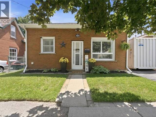 141 EAST Avenue Brantford Ontario, N3S 3M3 - 2 Bedrooms Home For Sale