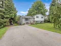 218 MECHANIC Street W Waterford Ontario, N0E 1Y0