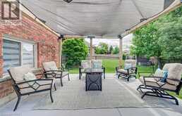 22 LONG Lane | Paris Ontario | Slide Image Forty