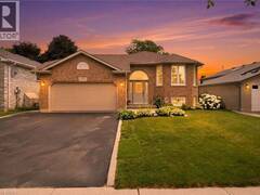 38 OLIVETREE Road Brantford Ontario, N3R 7X2