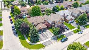 137 CHUDLEIGH Street | Waterdown Ontario | Slide Image Six