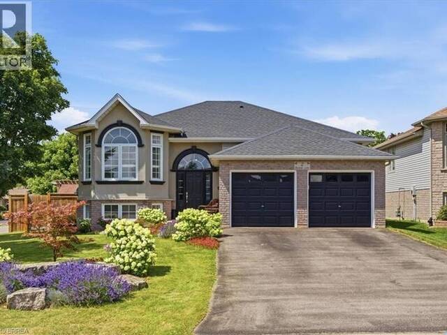2 DUNTON Lane Paris Ontario, N3L 4E2 - 5 Bedrooms Home For Sale