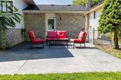 10 LATZER Crescent | Brantford Ontario | Slide Image Thirteen