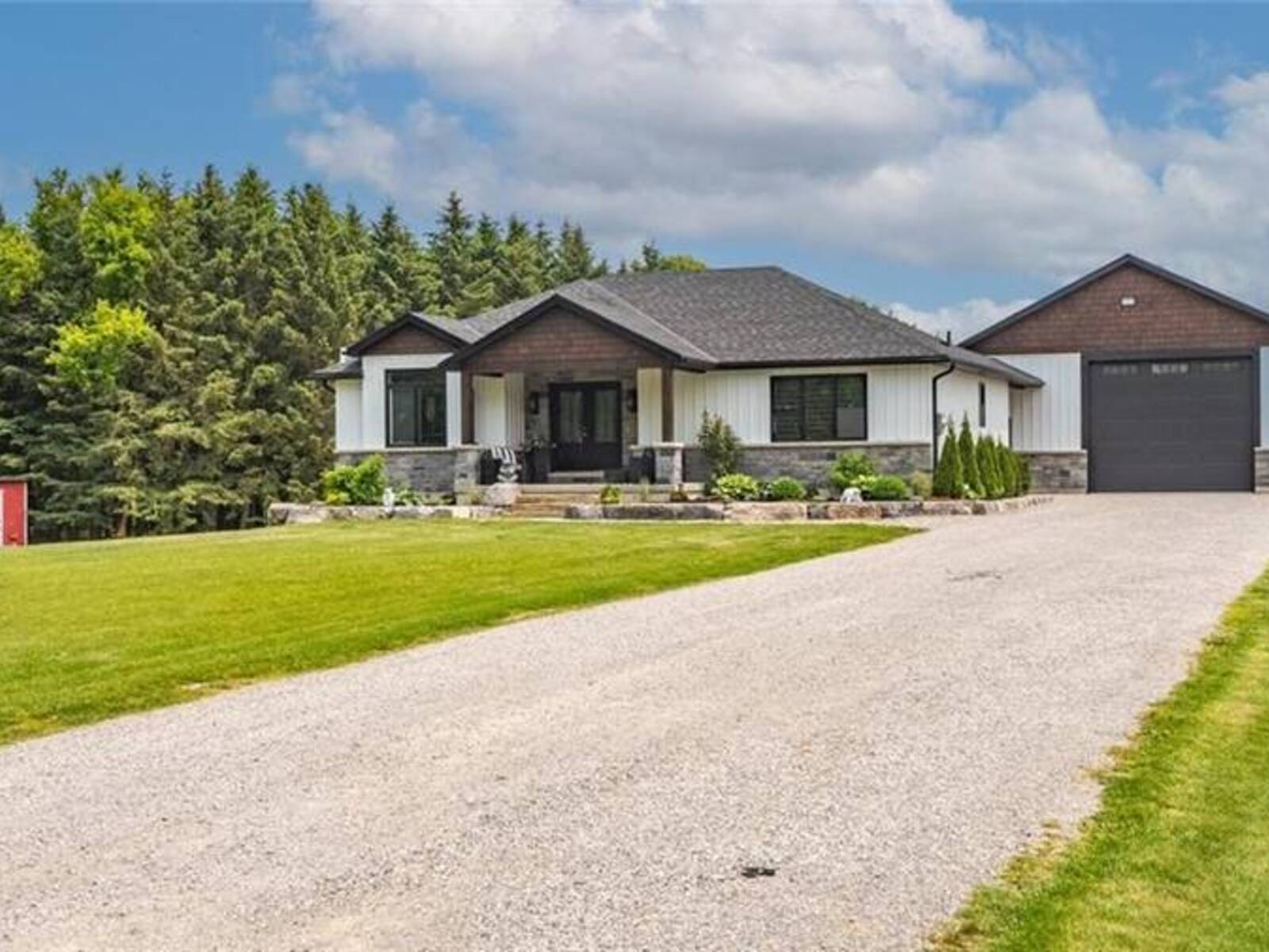 6 KINGS Lane, Brant, Ontario N0E 1R0
