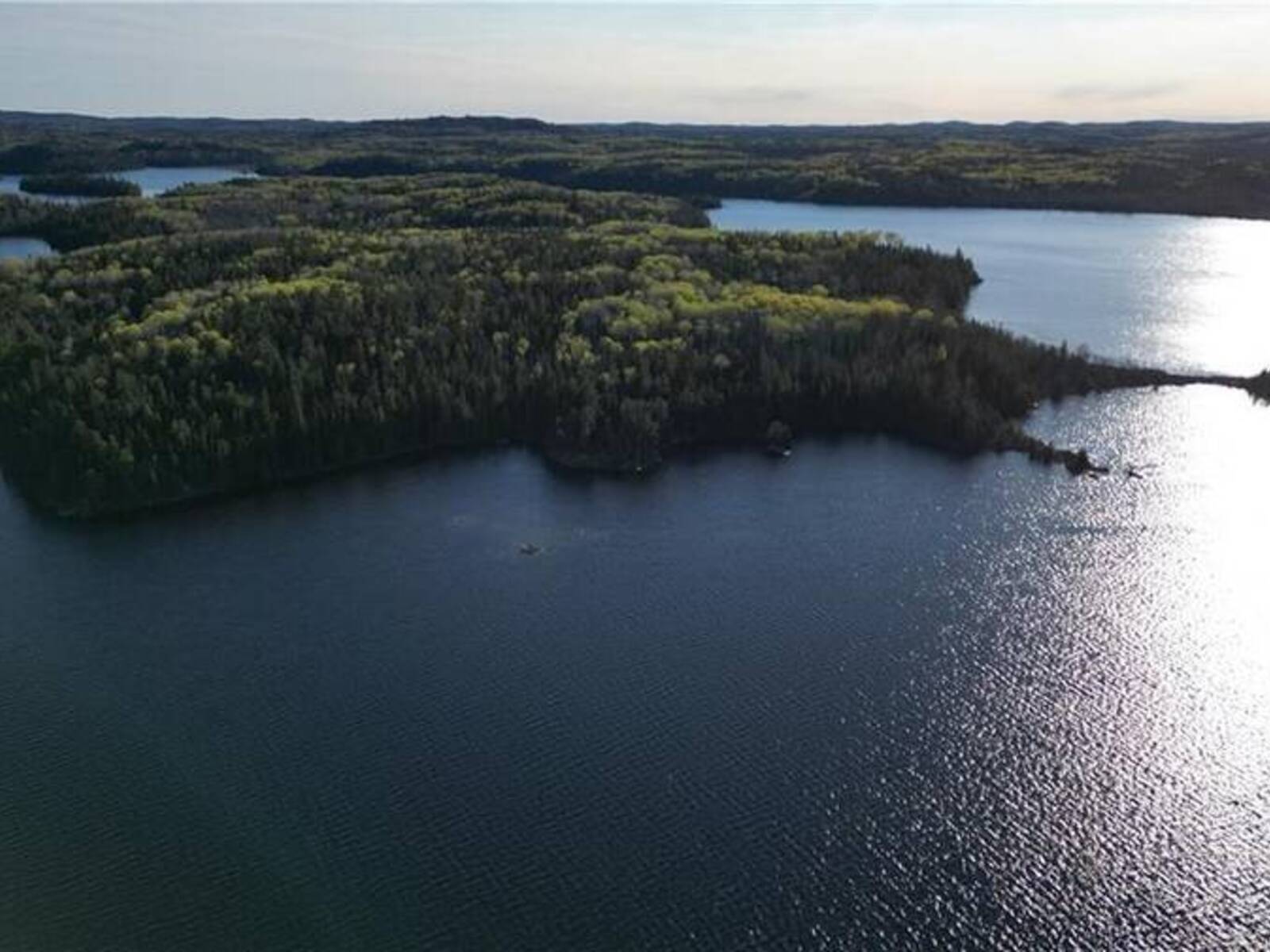 PMC 12918B CORESHACK DOG LAKE Bay, Missanabie, Ontario P0M 2H0