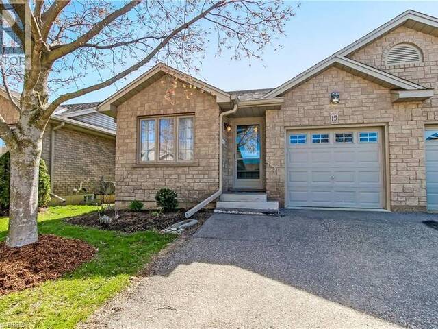 19 HANLON Place Unit# 15 Paris Ontario, N3L 4E7 - 3 Bedrooms Condo For Sale
