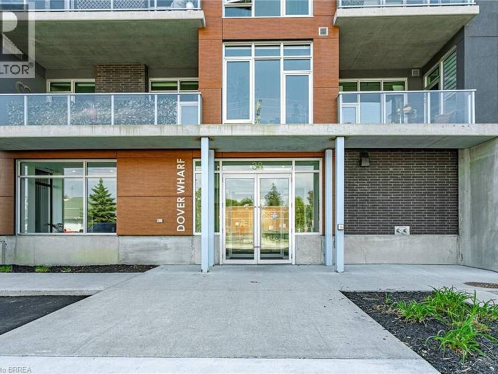 38 HARBOUR Street Unit# 306, Port Dover, Ontario N0A 1N0
