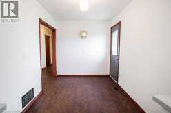 120 HENRY Street | Brantford Ontario | Slide Image Eight