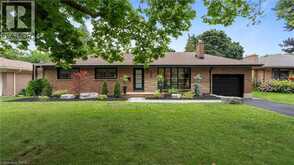25 SENECA Crescent | Brantford Ontario | Slide Image One