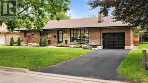 25 SENECA Crescent | Brantford Ontario | Slide Image Two