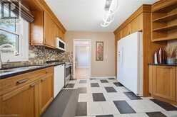 106 MEMORIAL Drive | Brantford Ontario | Slide Image Nine