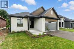 150 VANROOY Trail | Waterford Ontario | Slide Image One