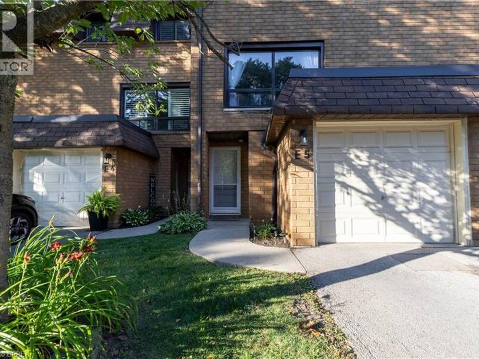 500 STONE CHURCH Road W Unit# E5, Hamilton, Ontario L9B 1R2