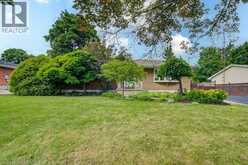 6 BAYLY Drive | Paris Ontario | Slide Image Three