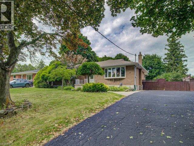 6 BAYLY Drive Paris Ontario, N3L 2P9 - 5 Bedrooms Home For Sale