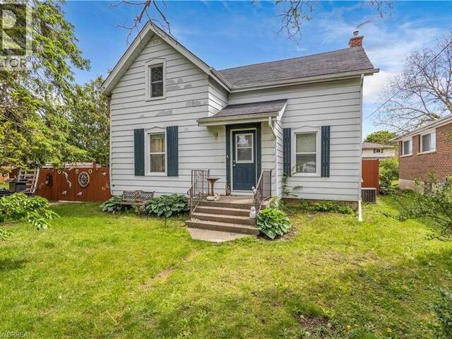 35 JAMES Avenue Brantford Ontario, N3S 6Y2 - 4 Bedrooms Home For Sale