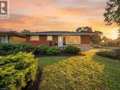 2 FRONTENAC Avenue Brantford Ontario, N3R 3B6