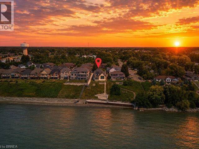 51 WOODHOUSE Avenue Port Dover Ontario, N0A 1N8 - 4 Bedrooms Waterfront Home For sale