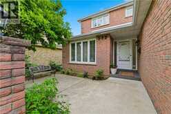 512 HAWTHORNE Crescent | Milton Ontario | Slide Image Two
