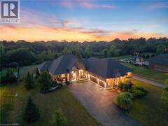 13 WINGROVE WOODS Brantford Ontario, N3T 0M1