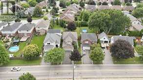 28 LAKE Street | Grimsby Ontario | Slide Image Six