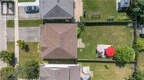 30 STOWE Terrace | Brantford Ontario | Slide Image Thirty-eight