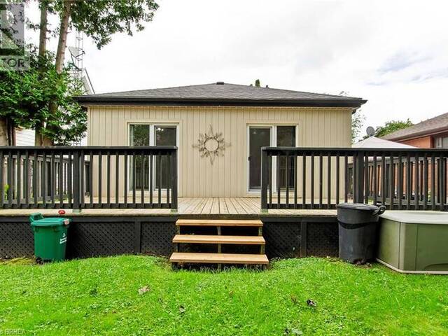 20 JOHN Street Brantford Ontario, N3T 4H7 - 2 Bedrooms Home For Sale