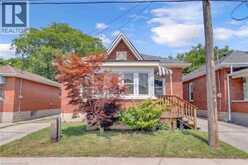 15 SALISBURY Avenue | Brantford Ontario | Slide Image Two