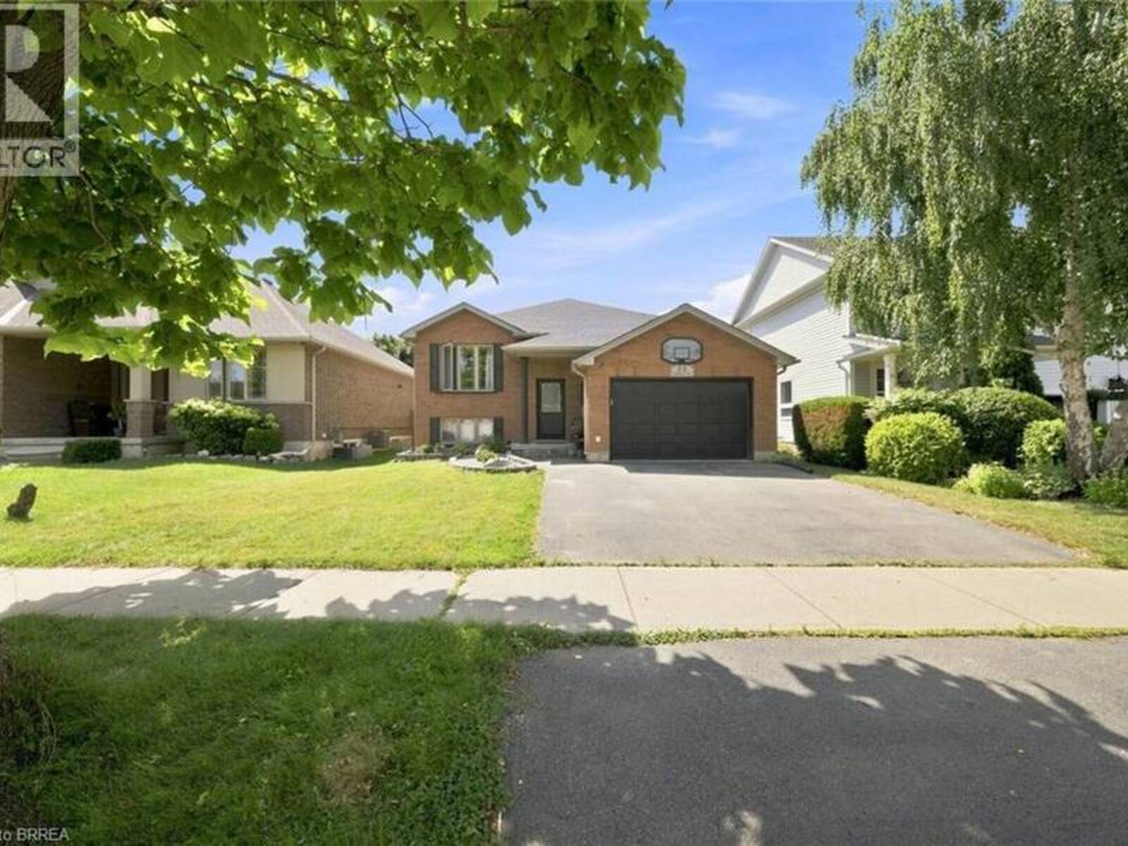 22 OSBORN Avenue, Brantford, Ontario N3T 6P9
