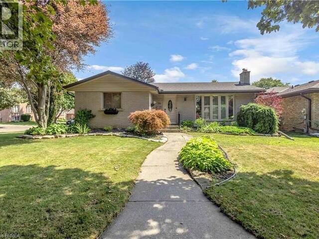 26 PENNY Lane Brantford Ontario, N3R 5Y4 - 4 Bedrooms Home For Sale