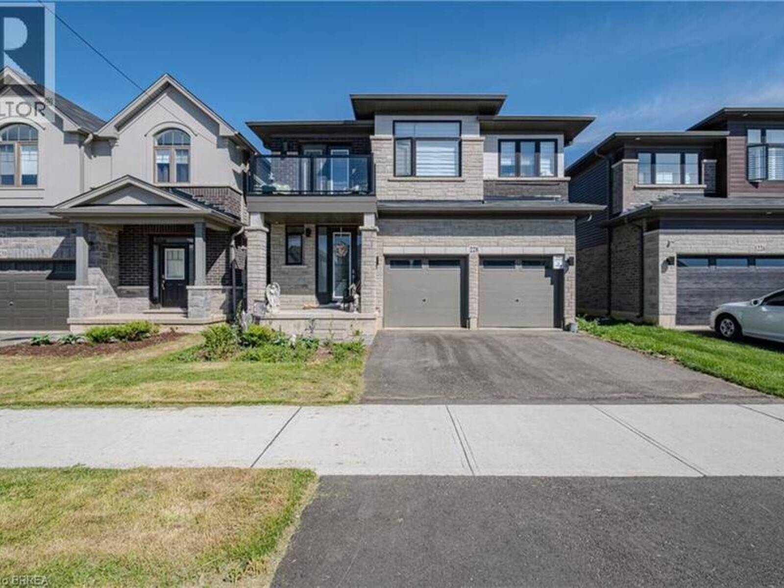 228 LONGBOAT Run W, Brantford, Ontario N3T 0X1