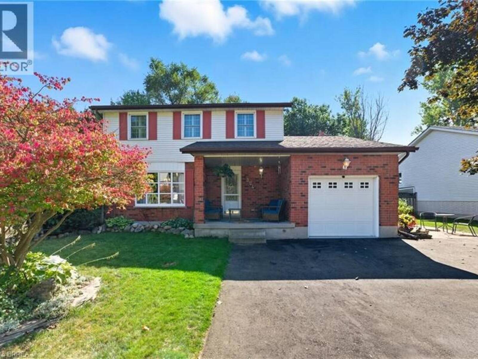 324 BURNETT Avenue, Cambridge, Ontario N1T 1G6