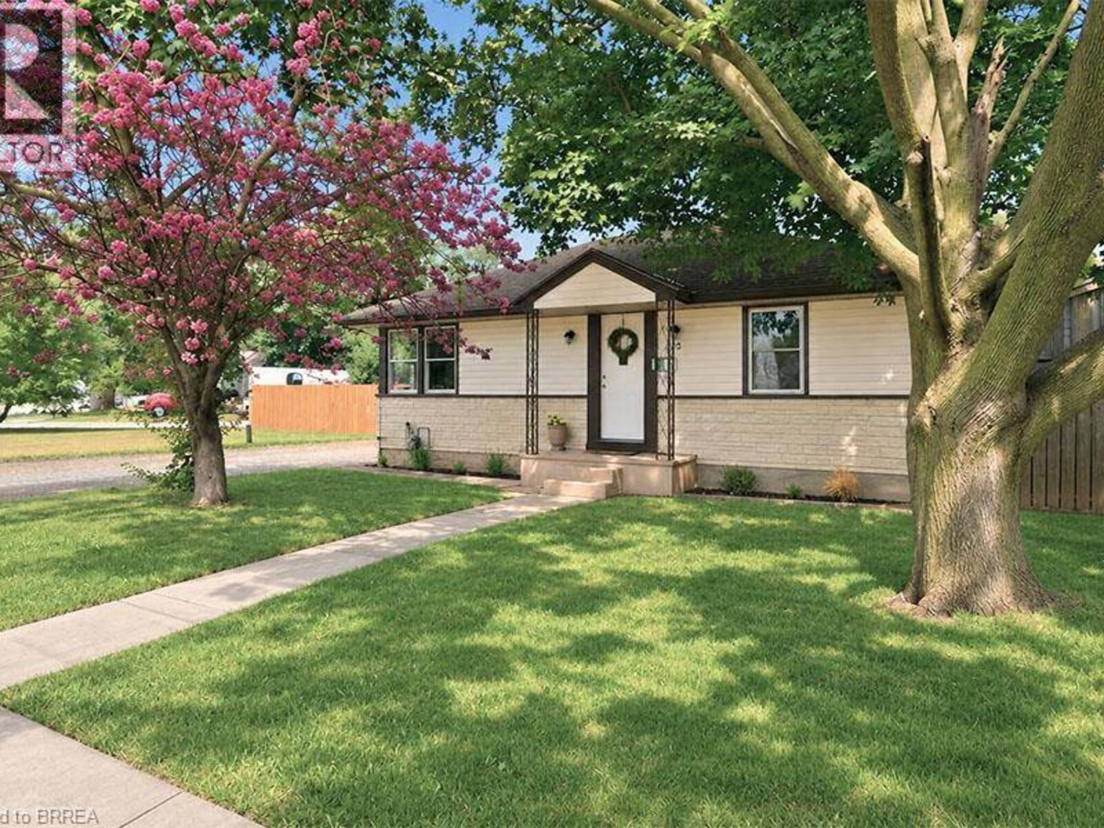 27 FRANK Street, Brantford, Ontario N3T 5C8