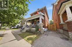 69 ARTHUR Street | Brantford Ontario | Slide Image Two