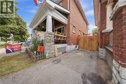 69 ARTHUR Street | Brantford Ontario | Slide Image Thirty-six