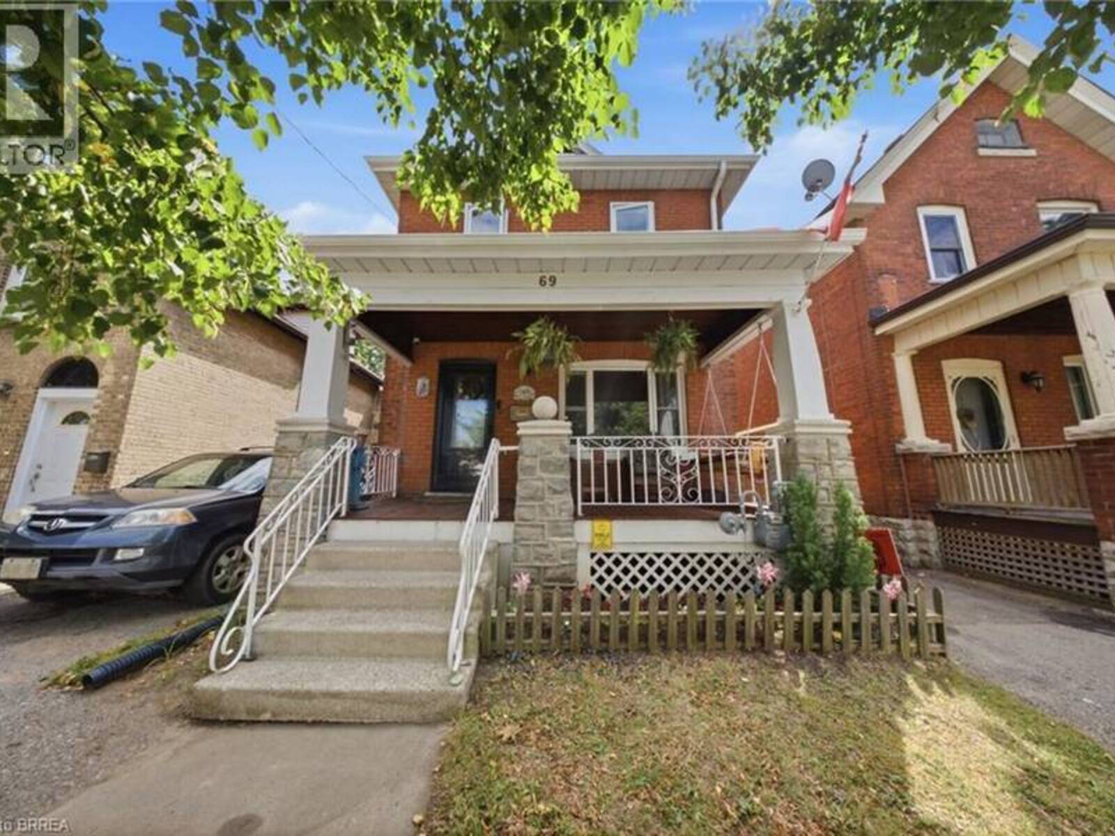 69 ARTHUR Street, Brantford, Ontario N3S 3H9
