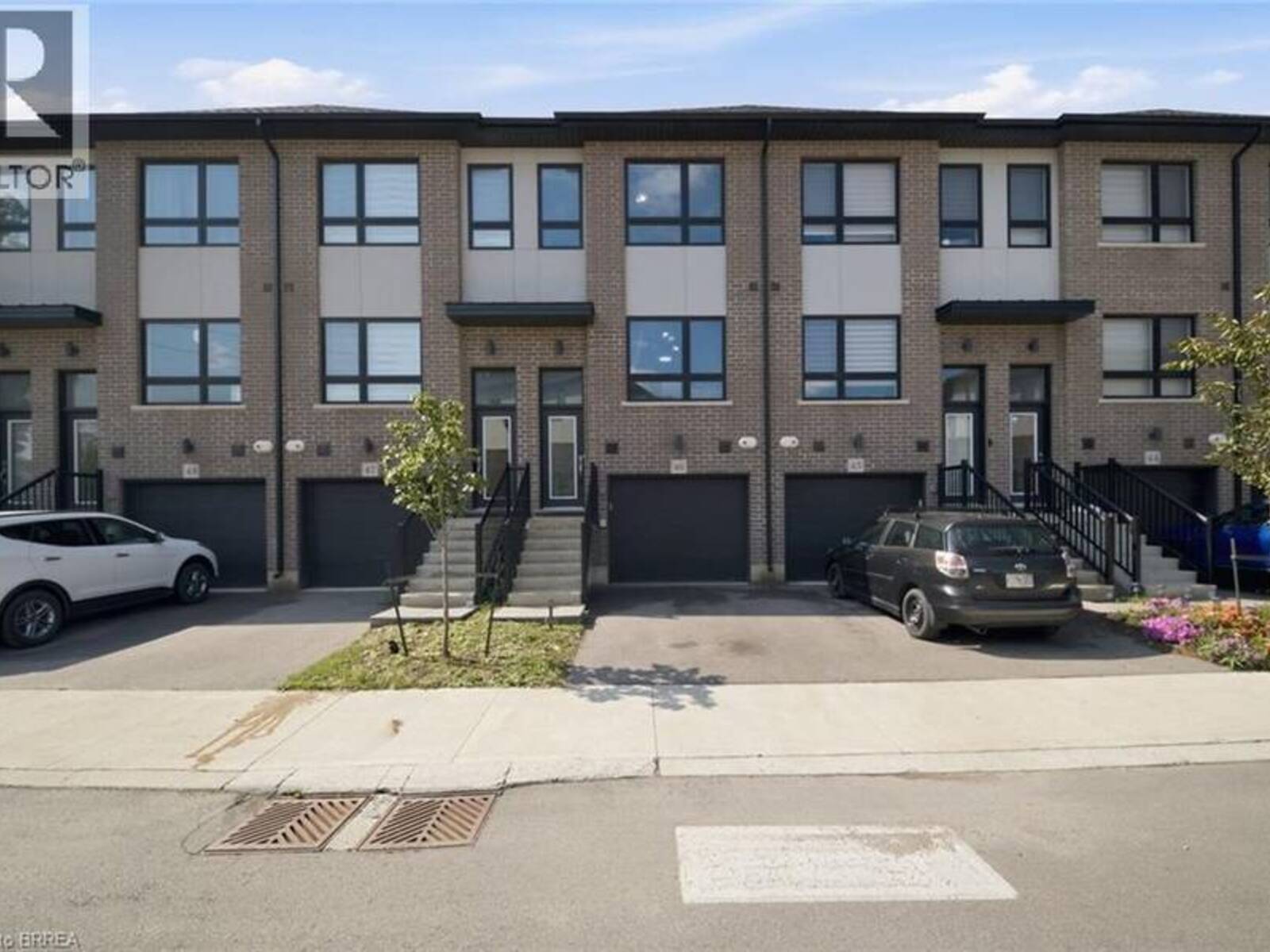 720 GREY Street Unit# 46, Brantford, Ontario N3S 0K2