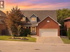 92 NATIONAL Drive Hamilton Ontario, L8G 5B3