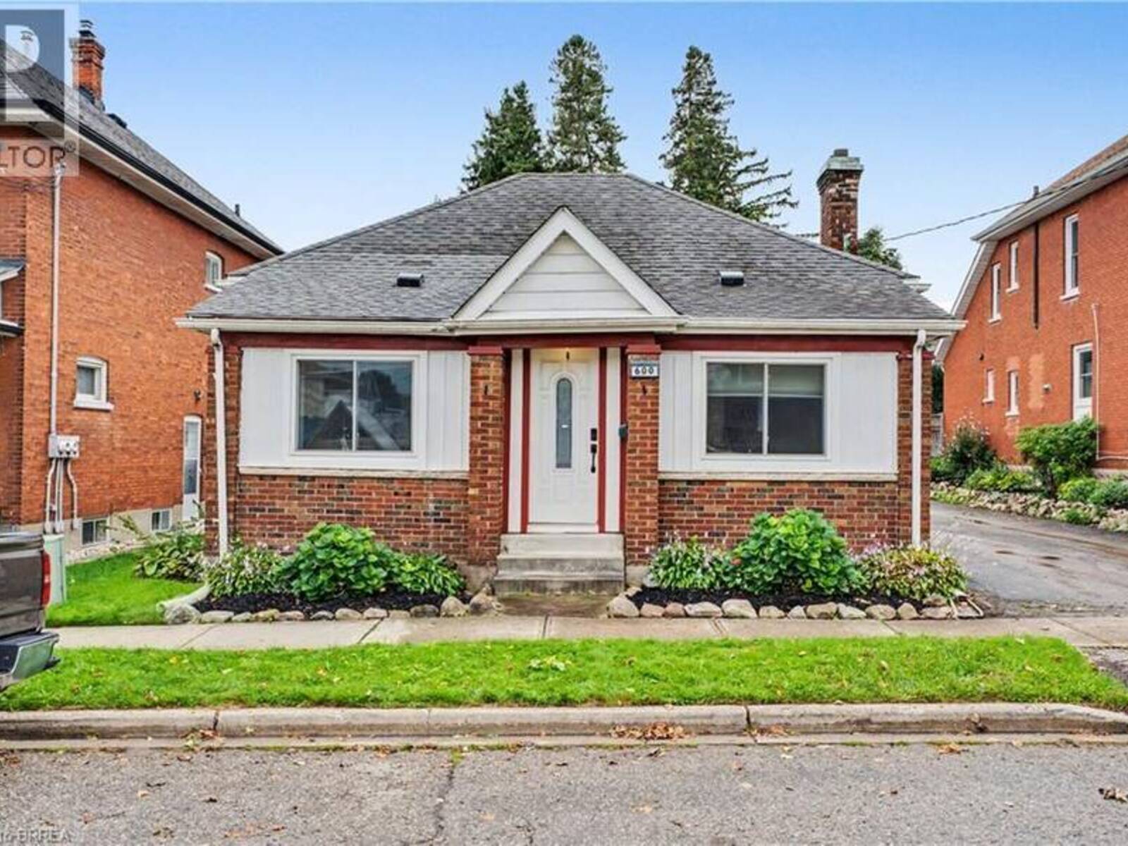 600 PEEL Street, Woodstock, Ontario N4S 1K7