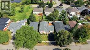 22 ALLENSGATE Drive | Brantford Ontario | Slide Image Three