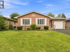 22 ALLENSGATE Drive Brantford Ontario, N3V 1C8