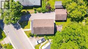 73 GRAND RIVER Street S | Paris Ontario | Slide Image Three
