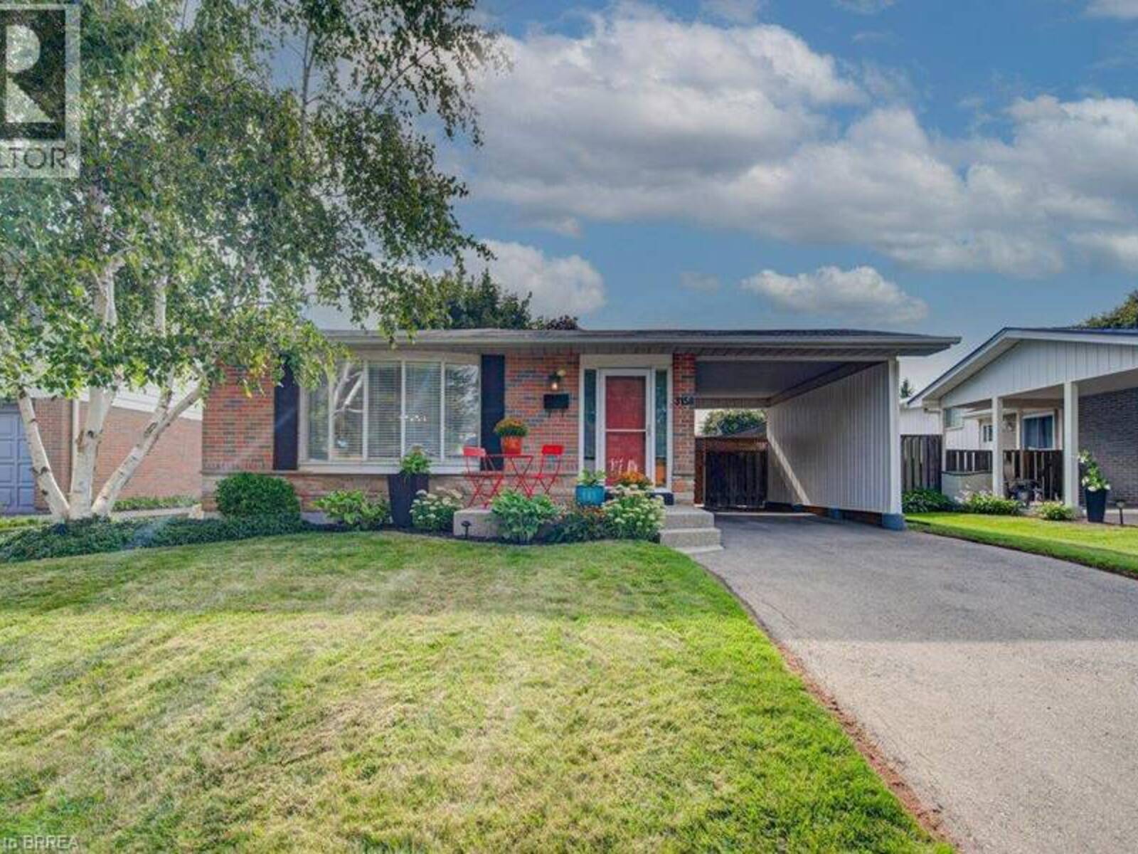 3158 PALMER Drive, Burlington, Ontario L7M 1L4